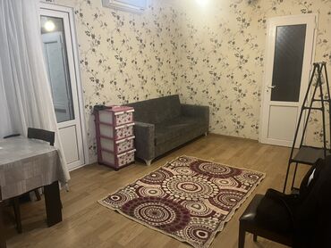 Куплю квартиру: 1 nəfər otağ yoldaşı axtarılır hal hazırda 3 nəfər qalır, Həzi