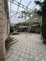 Həyət evləri və villaların satışı: 6 otaqlı, 150 kv. m, Yeni təmirli — 30