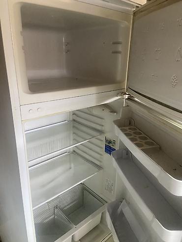морозильник indesit: Холодильник Indesit, Б/у, Двухкамерный, 60 * 160 * — 2
