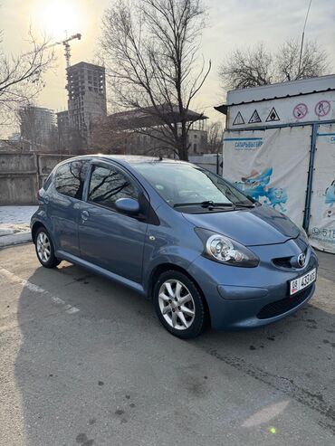 Toyota: Toyota Aygo: 2008 г., 1 л, Механика, Бензин, Хэтчбэк — 4