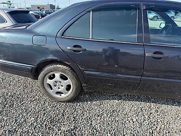ef m: Mercedes-Benz E-Class: 1998 г., 3.2 л, Автомат, Бензин, Седан — 4