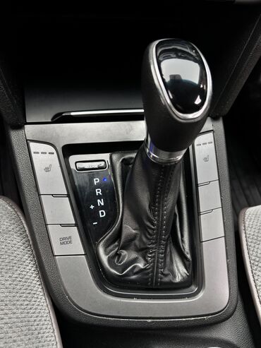 Hyundai: Hyundai Avante: 2016 г., 1.6 л, Автомат, Бензин, Седан — 14