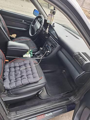 Audi: Audi 100: 1993 г., 2 л, Механика, Бензин, Седан — 4