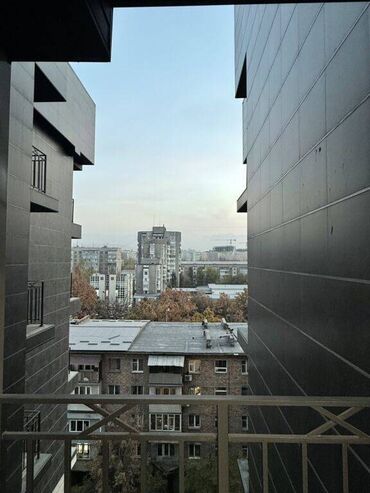 Продажа квартир: 1 комната, 46 м², Элитка, 8 этаж, Евроремонт at lalafo.kg — 10 Продажа квартир: 1 комната, 46 м², Элитка, 8 этаж, Евроремонт — 10