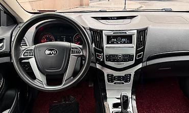 BYD: BYD E5: 2019 г., Электромобиль — 7