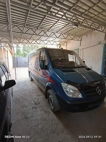 эшке: Жеңил жүк ташуучу унаа, Mercedes-Benz, 1,5 т, Колдонулган — 5