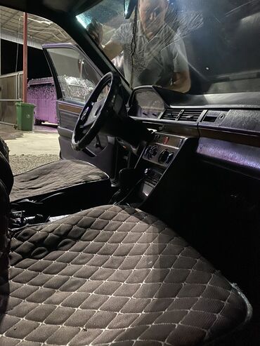 Mercedes-Benz: Mercedes-Benz W124: 1989 г., 2.3 л, Механика, Бензин, Седан — 18