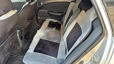 кожаная: Toyota Avensis: 2001 г., Механика, Дизель, Универсал — 3