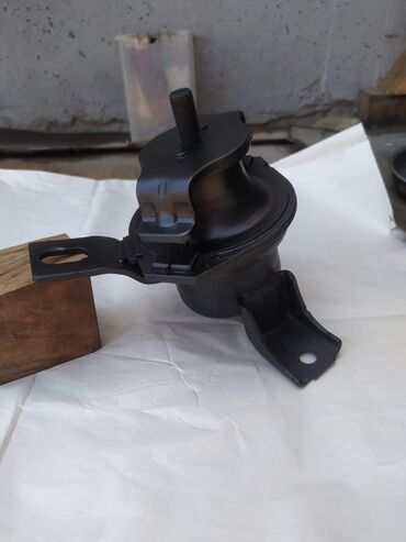 Pompalar: Mitsubishi 2000, 2002 il, Orijinal, Yaponiya, İşlənmiş — 25