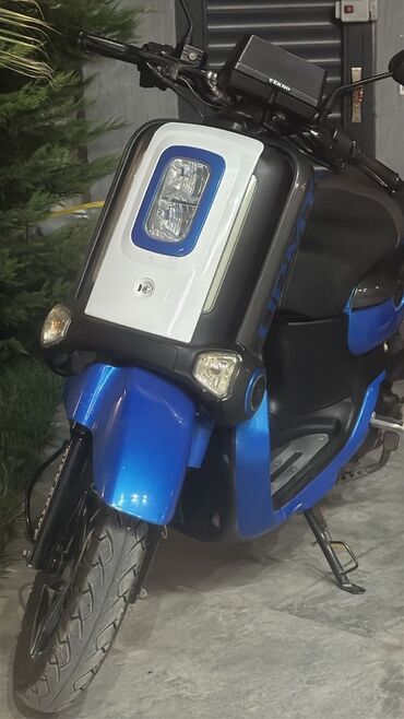 İşlənmiş Elektrik samokat > 12", > 1000 Vt, > 45 km/s