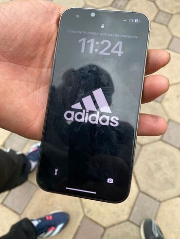 часы с измерением давления: IPhone 13 Pro, Графит, Защитное стекло, 82 %