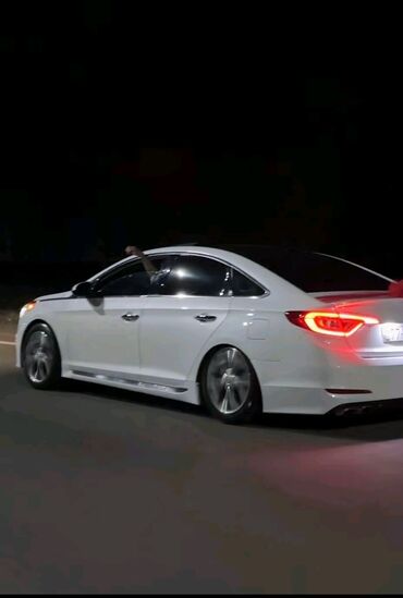 Hyundai: Hyundai Sonata: 2 l | 2016 il Sedan