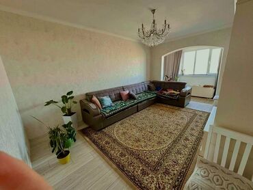 улан: 2 комнаты, 74 м², 106 серия, 8 этаж, Евроремонт