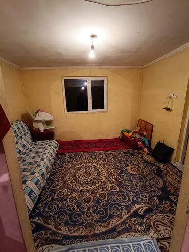 дом в селе петровка: 42 кв. м, 2 бөлмө