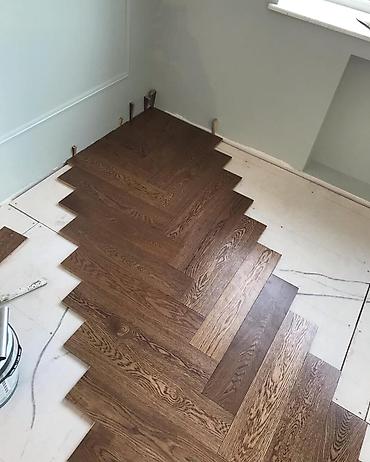 Döşəmə işləri: 🤝Salam əleykum 👉Laminat parket plintus ustası, keyfiyyətli və səliqəli — 9