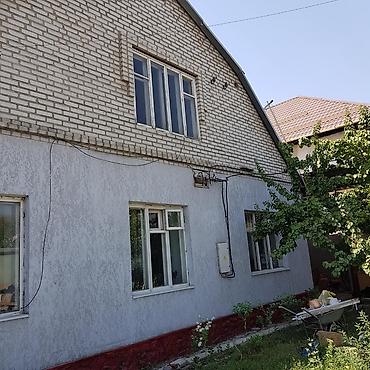 Продажа коттеджей и домов: Продаю дом в центре города бишкек! (или меняю на квартиры) добротный — 1