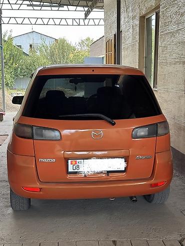 битую машину: Mazda Demio: 2003 г., 1.3 л, Автомат, Бензин, Хэтчбэк — 2