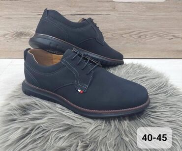 new yorker sandale: Muski model cipela/patika NOVO!
40-45

Cena 3500 din

DM