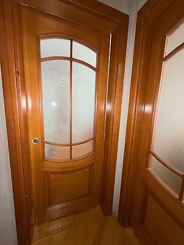 Qapılar və aksessuarlar: Təmiz qoz agacidi 4 ədədi Məlumatlı qapı dəsti – ağac və şüşə — 2