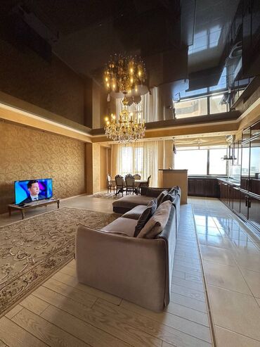 Продажа квартир: 3 комнаты, 130 м², Элитка, 9 этаж — 3