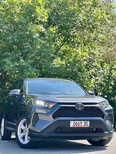 Toyota: Toyota RAV4: 2019 г., 2.5 л, Автомат, Бензин, Кроссовер — 6