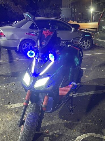 мото чопер: Скутеретта 150 куб. см, Бензин, Колдонулган