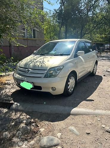byd e1: Toyota Ist: 2004 г., 1.3 л, Автомат, Бензин, Хэтчбэк — 1