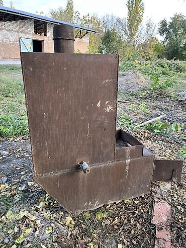угловой диван с ящиком: Металлическая печь-буржуйка с дымоходом для бани советская — 5