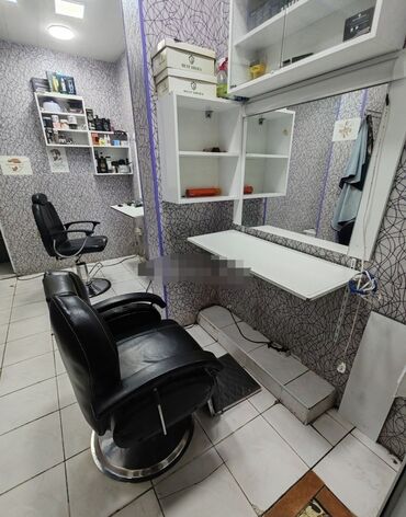 сдача земли в аренду: Ela təklif: Nesimi metrosu yaxinliqinda kişi salonu icareye verilir