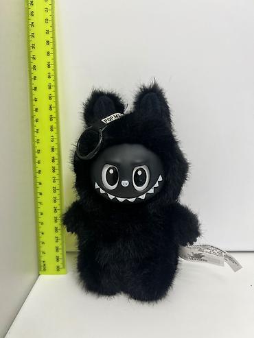 Yumşaq oyuncaqlar: Labubu kolleksiyası: 22 ədəd adi boy labubu 1 ədəd orta boy labubu 1 — 5