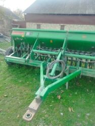 Toxum səpənlər: Aqreqat: Taxıl səpən (daneleme) səpin aqreqatı - Tip: Traktorla — 4