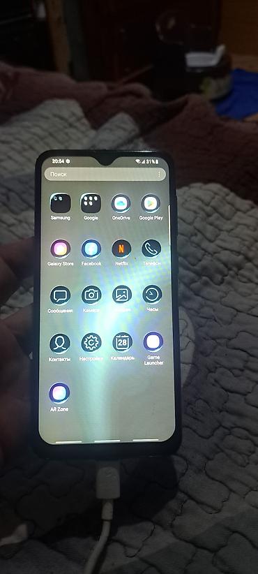 samsung a31s: Samsung Galaxy A30s (синий) - Экран 6.4", Super AMOLED, вырез — 3