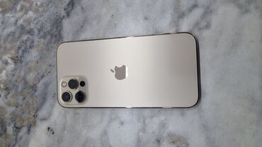 Apple iPhone: IPhone 12 Pro, Новый, 256 ГБ, Rose Gold, Зарядное устройство, Чехол, 79 %