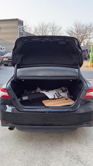 Toyota: Toyota Camry: 2019 г., 2.5 л, Автомат, Гибрид, Седан — 5