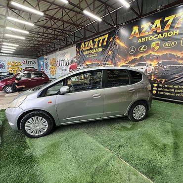 мото хонда: Honda Jazz: 2009 г., 1.3 л, Механика, Бензин, Хэтчбэк — 3