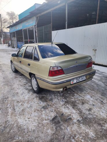 Daewoo: Daewoo Nexia: 2007 г., 1.6 л, Механика, Бензин, Седан