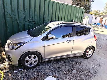 wuling starlight 730: Chevrolet Spark: 2017 г., 0.1 л, Автомат, Бензин, Хэтчбэк — 2