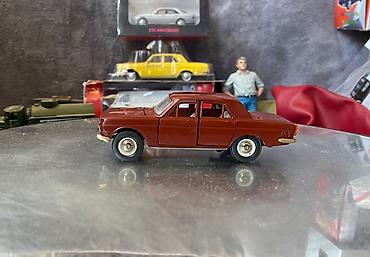 газ 24: ГАЗ, 1970 год, 1:43, Железо, Платная доставка — 2