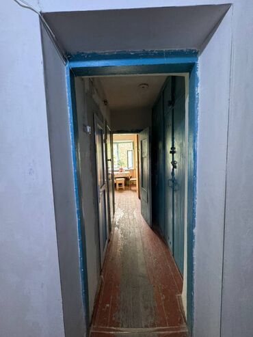 Цеха, заводы, фабрики: 1 комната, 13 м², Общежитие и гостиничного типа, 4 этаж, Старый ремонт
