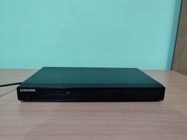 prenosni punjac za mobilni: Samsung dvd plejer Malo koriscen, nema daljinski. Saljem brzom postom