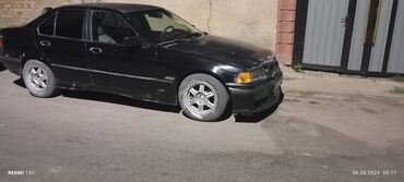 вмб машина: BMW 3 series: 1996 г., 1.8 л, Механика, Бензин, Седан