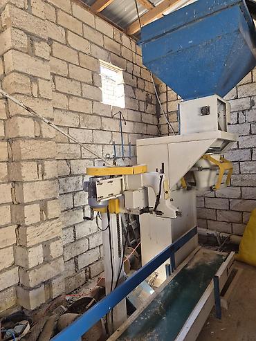 Paketləmə aparatları: Sənaye tipli kisə doldurma və tikiş xətti - Avtomatik dozajlama — 3