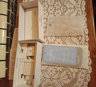 флешка на телефон fly: Honor X6c, 256 ГБ, цвет - Белый, Гарантия, Отпечаток пальца