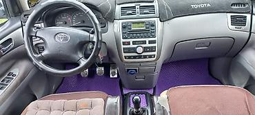 транс: Toyota Avensis: 2002 г., 2 л, Механика, Дизель, Минивэн — 7