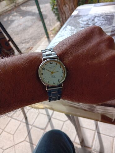 saat armani: Б/у, Наручные часы, Cartier, цвет - Серебристый