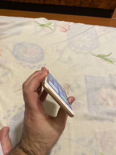 Apple iPhone: IPhone 8 Plus, 64 GB, Qızılı, Barmaq izi — 8