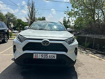 Toyota: Toyota RAV4: 2019 г., 2.5 л, Автомат, Бензин, Кроссовер — 6