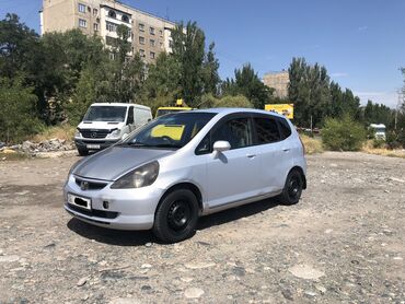 fit 1 3: Honda Fit: 2003 г., 1.3 л, Вариатор, Бензин, Хетчбек