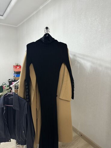 платья черный: Повседневное платье, Осень-весна, Длинная модель, Трикотаж, S (EU 36)