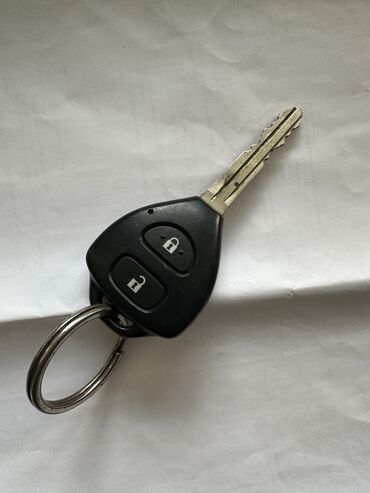Ключи: Автомобильные ключи: BMW X5, KIA sportage, Suzuki, Lexus ES, Hyundai — 23